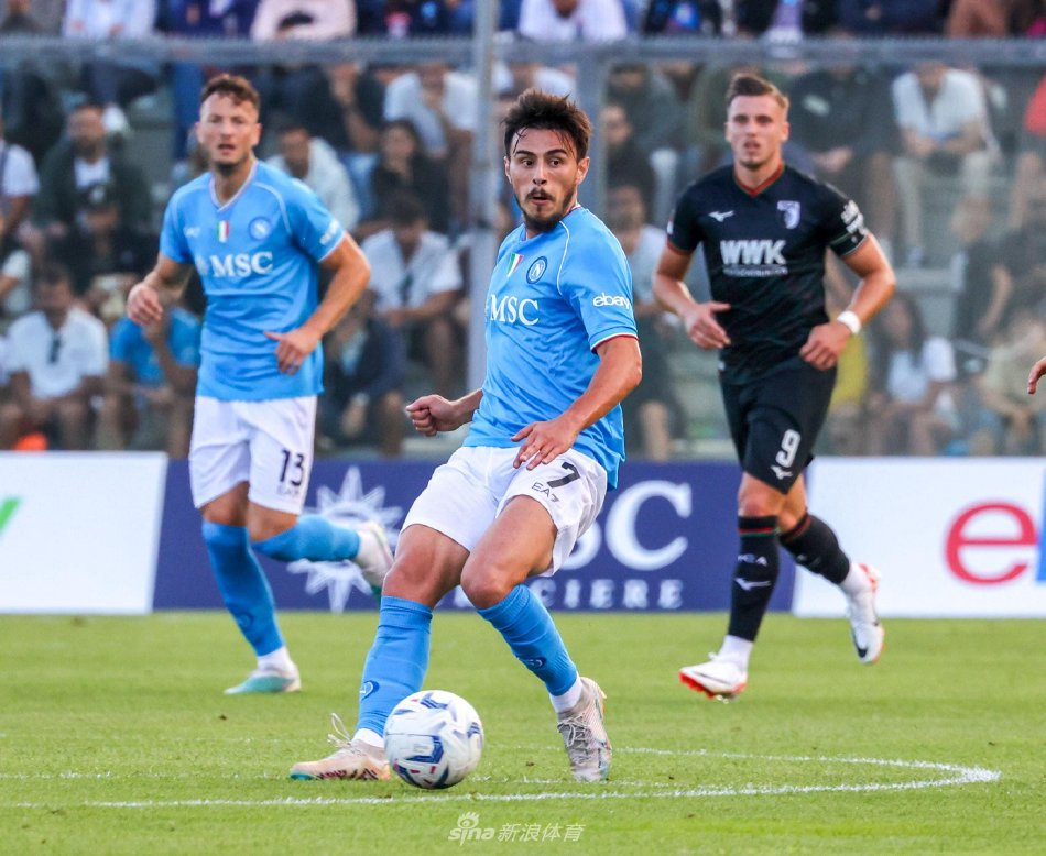 根据报道 根据报道