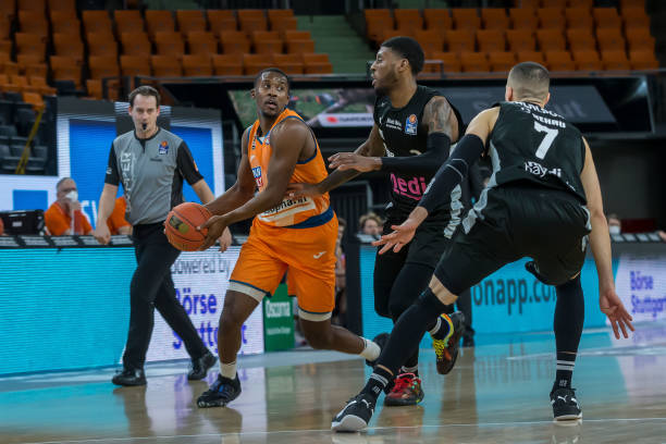 硬度的阵容 硬度的阵容