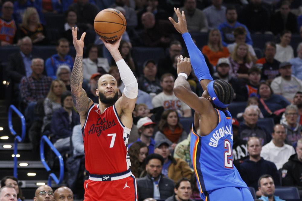 成员全力拼 成员全力拼