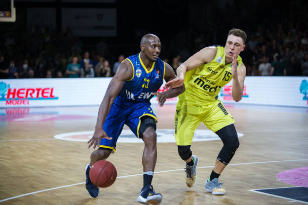 他们全队场 他们全队场